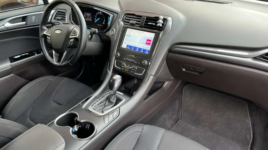 FORD Mondeo -