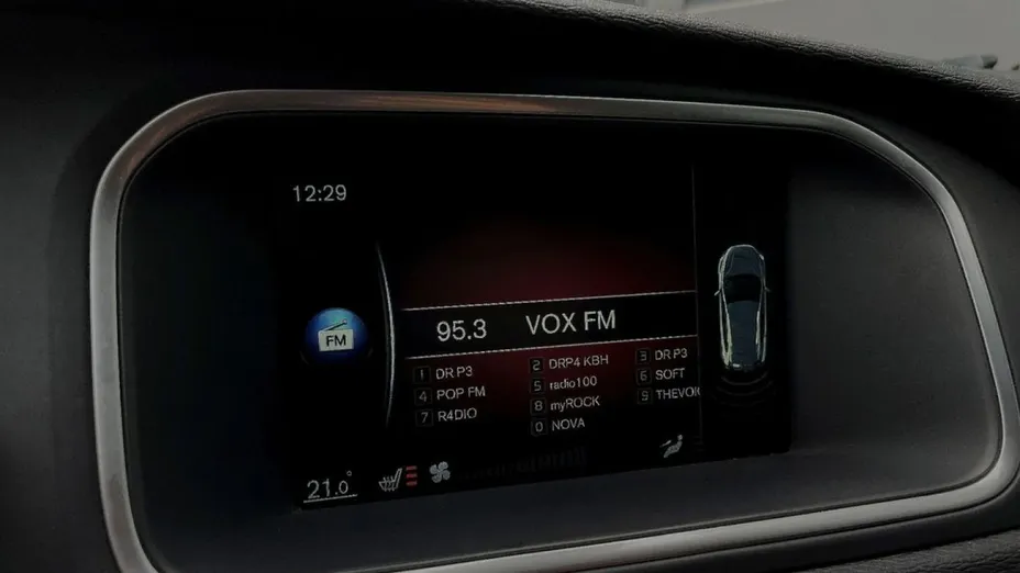 VOLVO V40 Cross Country -