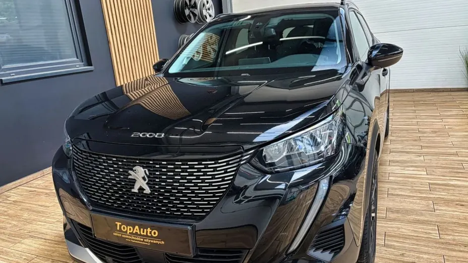 PEUGEOT 2008 -