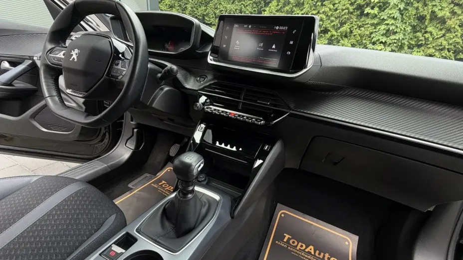 PEUGEOT 2008 -