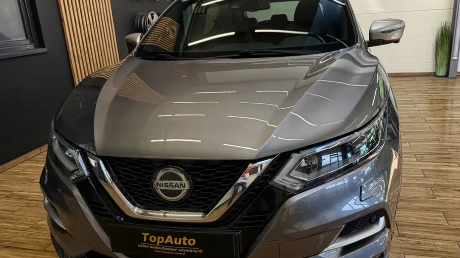 NISSAN Qashqai -