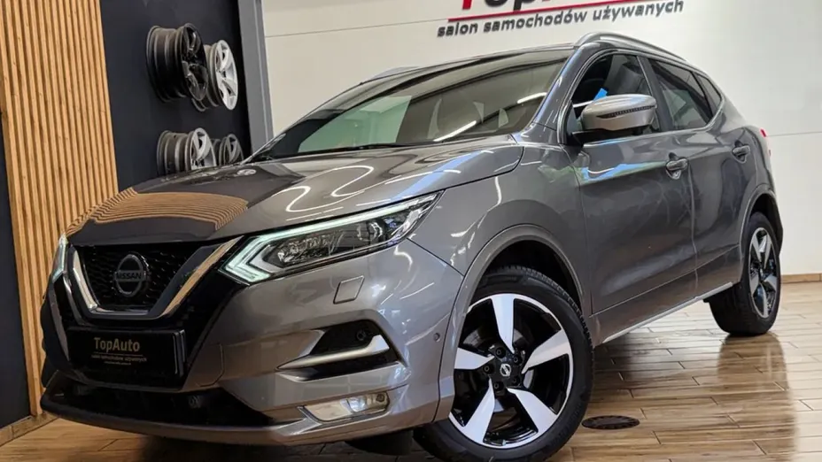 NISSAN Qashqai -