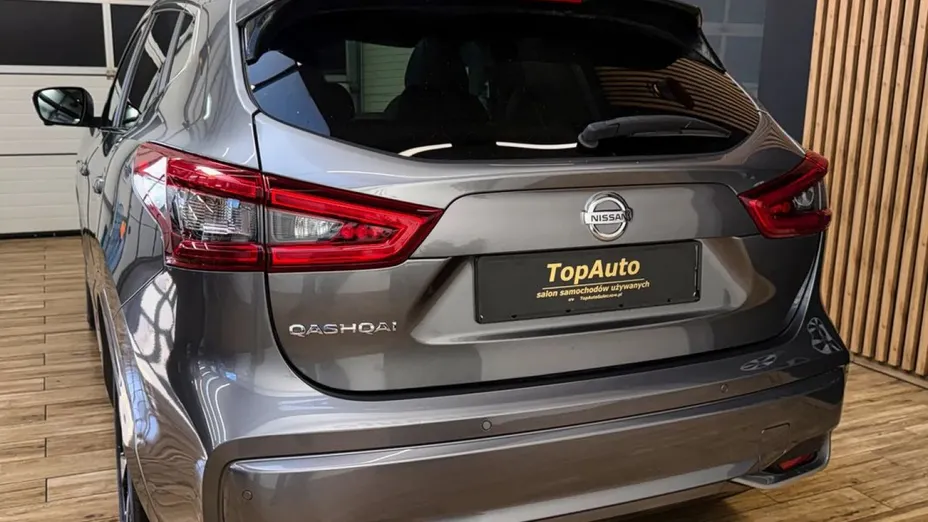 NISSAN Qashqai -