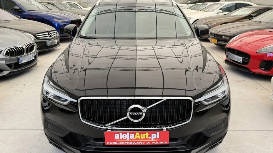 VOLVO XC60 -