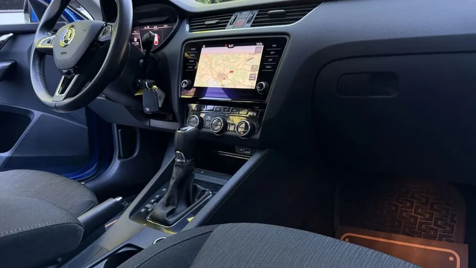 SKODA Octavia -