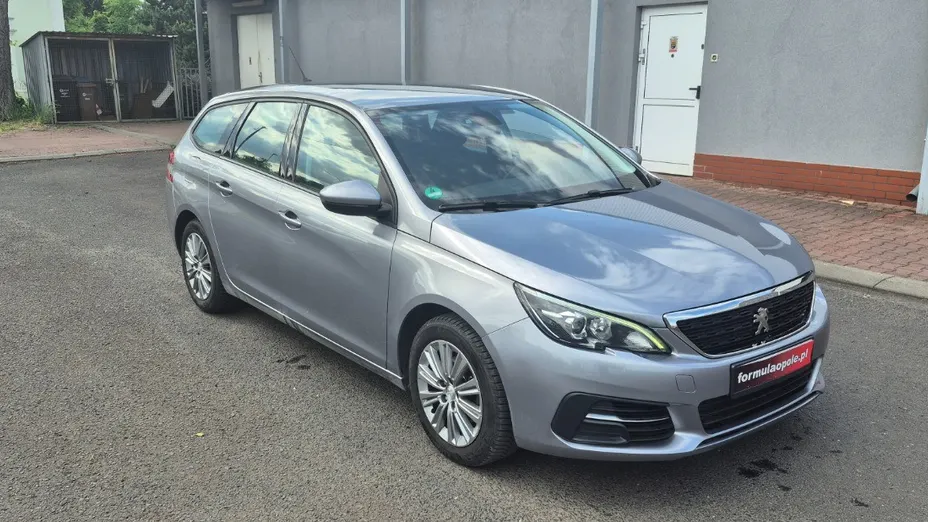 PEUGEOT 308 -