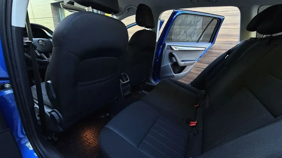 SKODA Octavia -