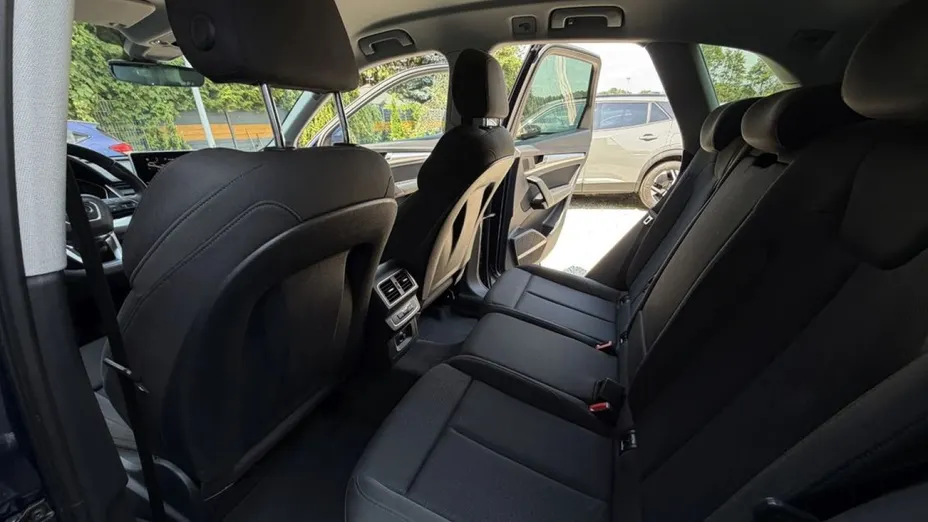 AUDI Q5 -