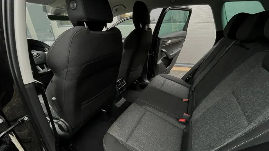 SKODA Karoq -