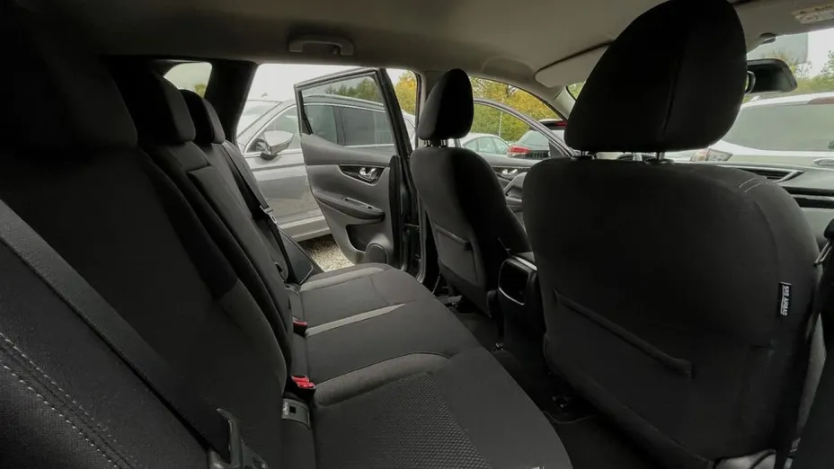 NISSAN Qashqai -