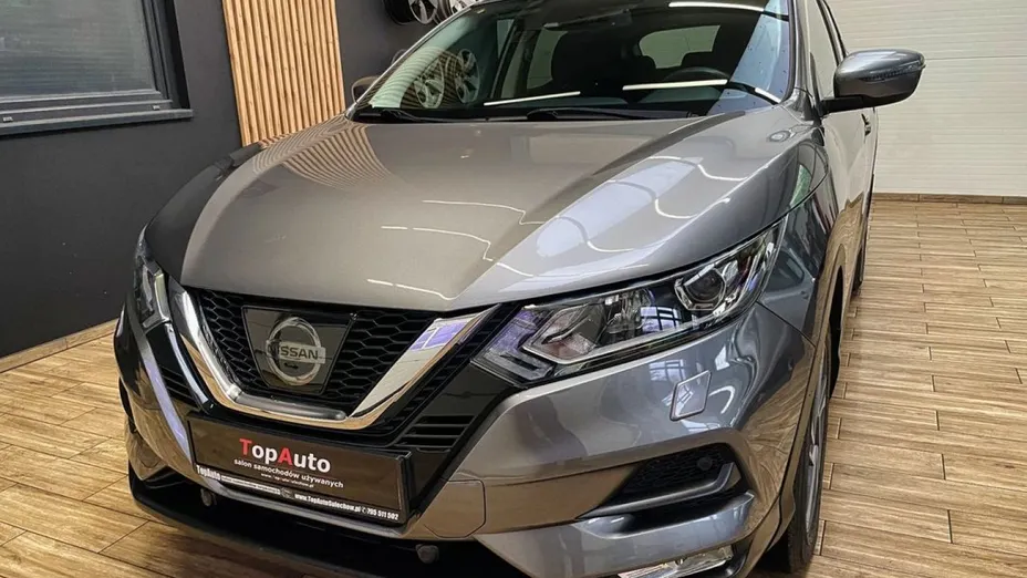 NISSAN Qashqai -