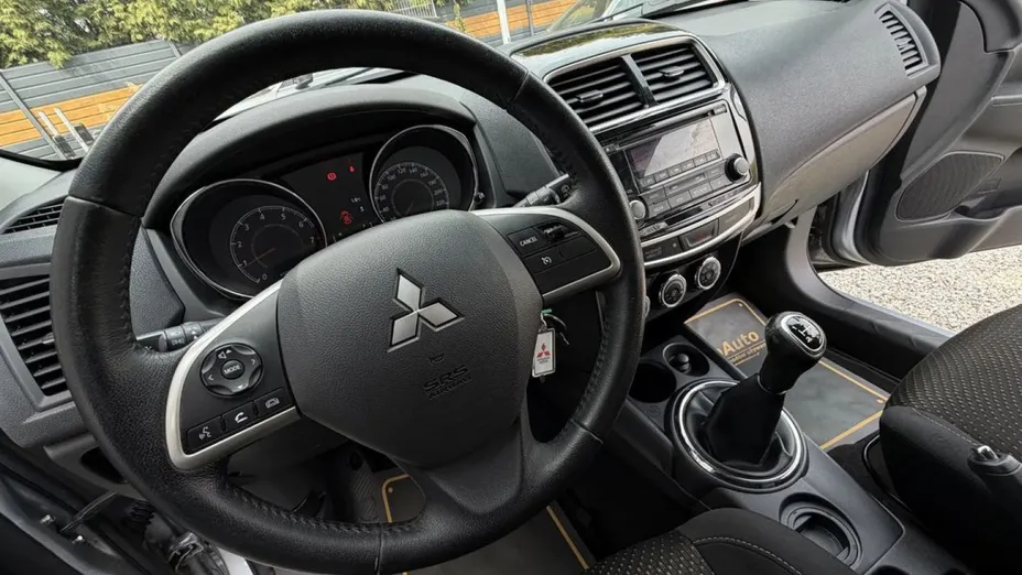 MITSUBISHI ASX -