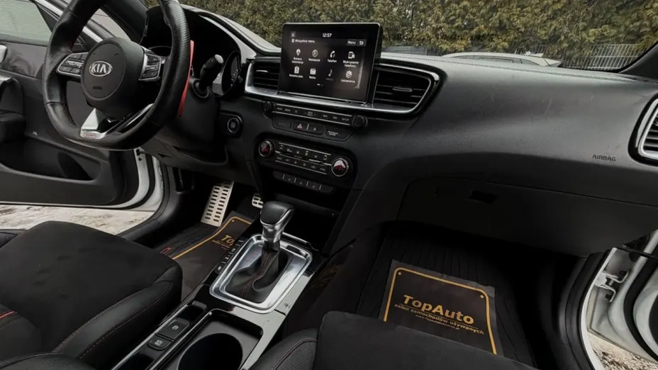 KIA ProCeed -