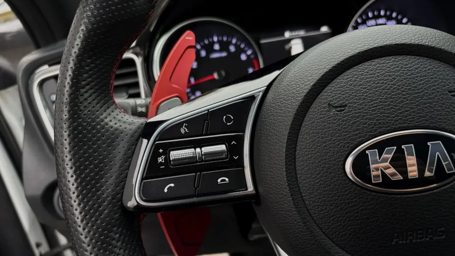 KIA ProCeed -