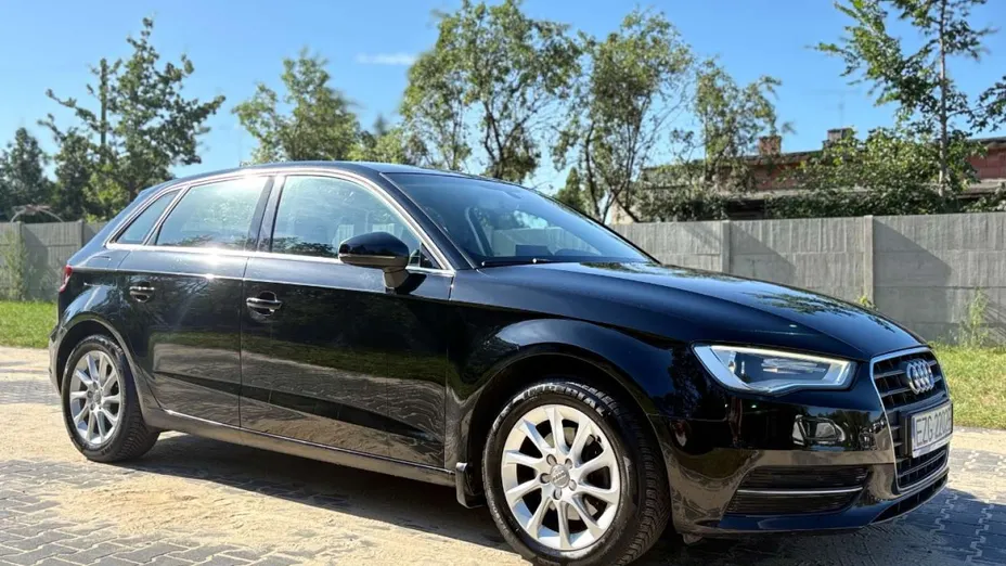 AUDI A3 Sportback -