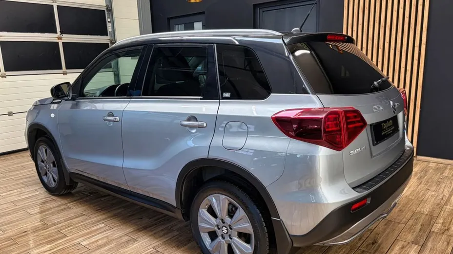 SUZUKI Vitara -