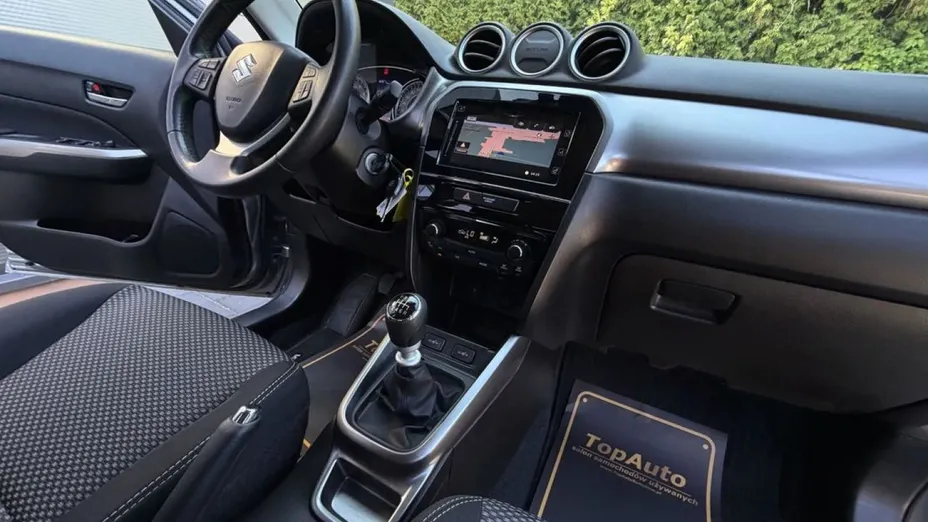 SUZUKI Vitara -