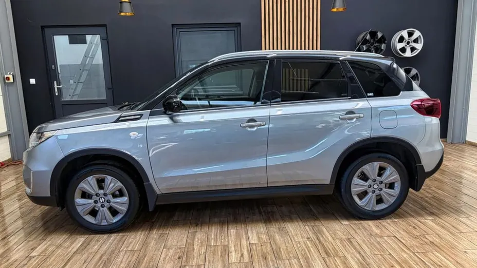 SUZUKI Vitara -