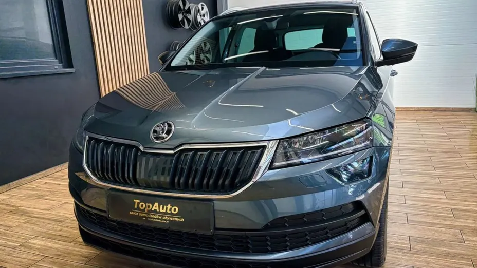 SKODA Karoq -
