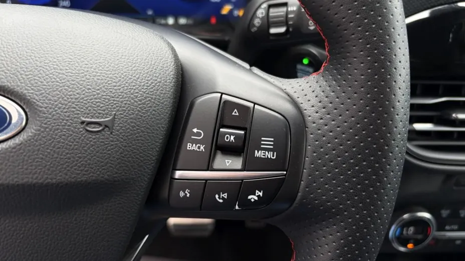 FORD Kuga -