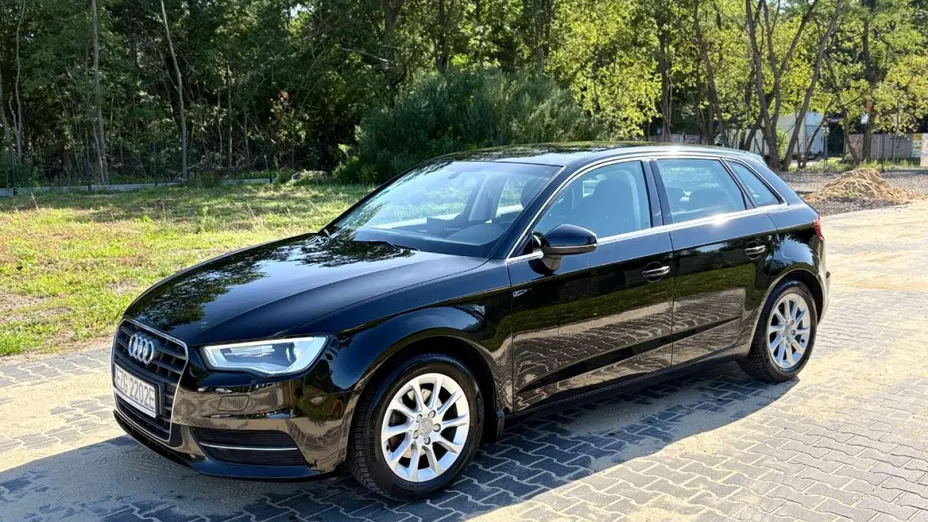 AUDI A3 Sportback -