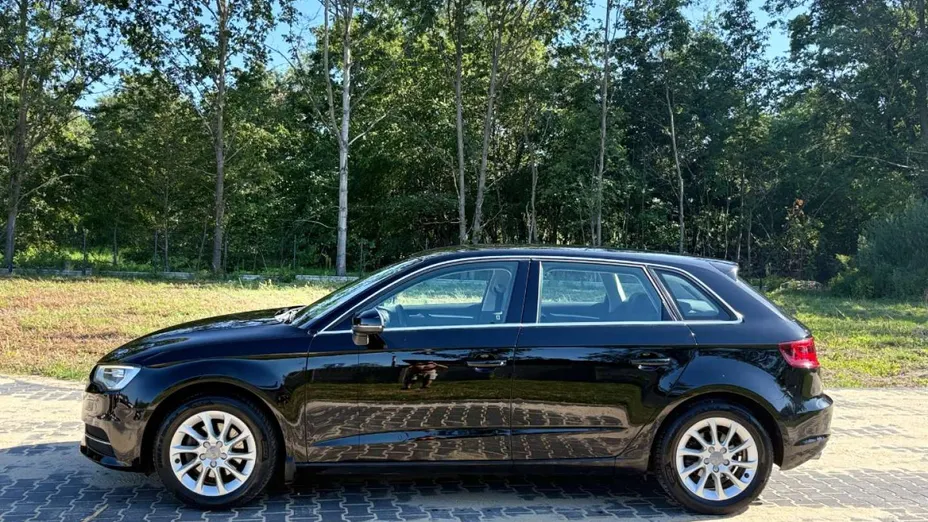 AUDI A3 Sportback -