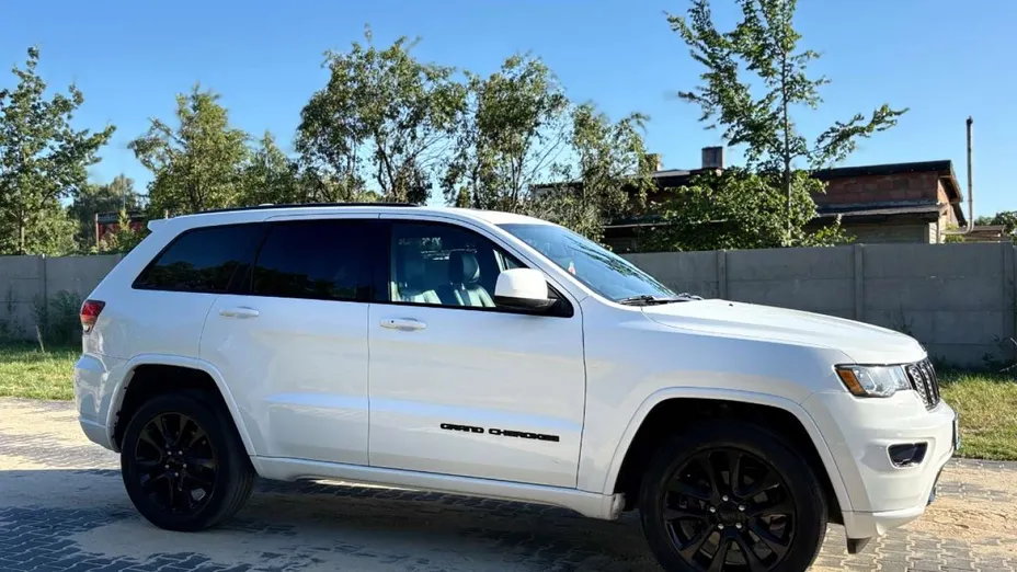 JEEP Grand Cherokee -