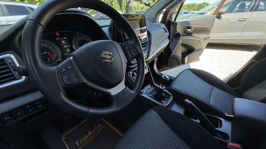 SUZUKI SX4 -
