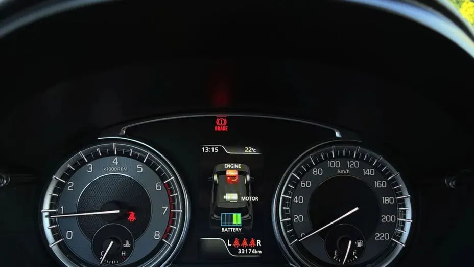 SUZUKI SX4 -