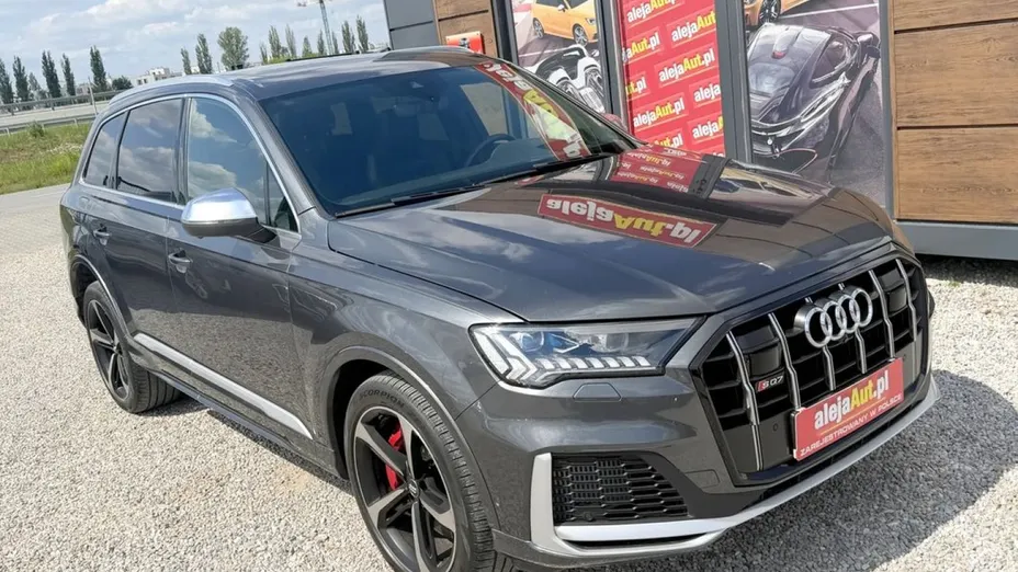 AUDI SQ7 -