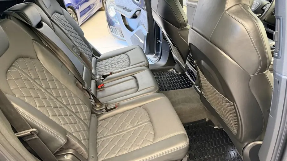 AUDI SQ7 -