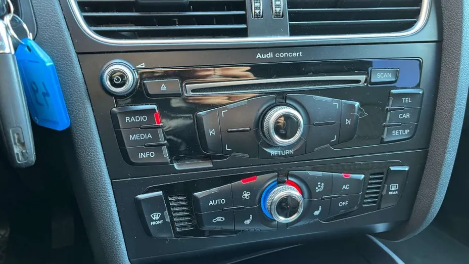 AUDI A4 Avant -