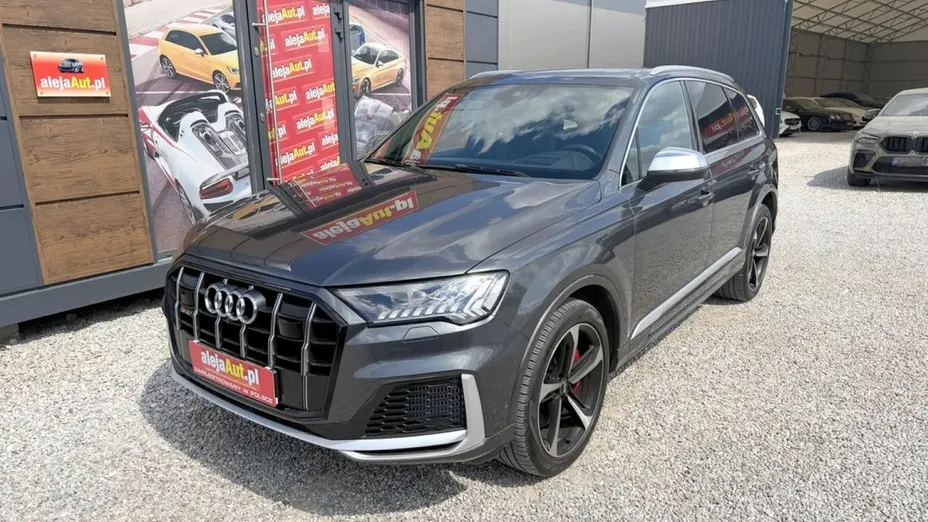 AUDI SQ7 -