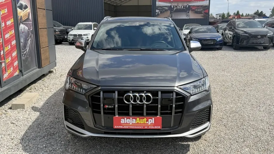 AUDI SQ7 -
