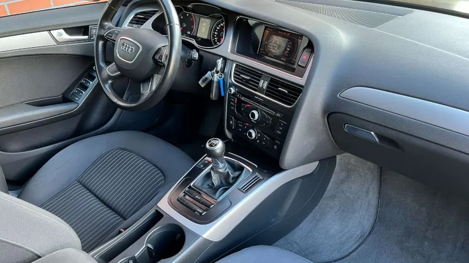 AUDI A4 Avant -