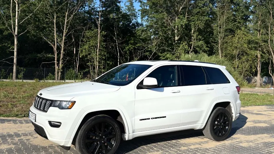 JEEP Grand Cherokee -