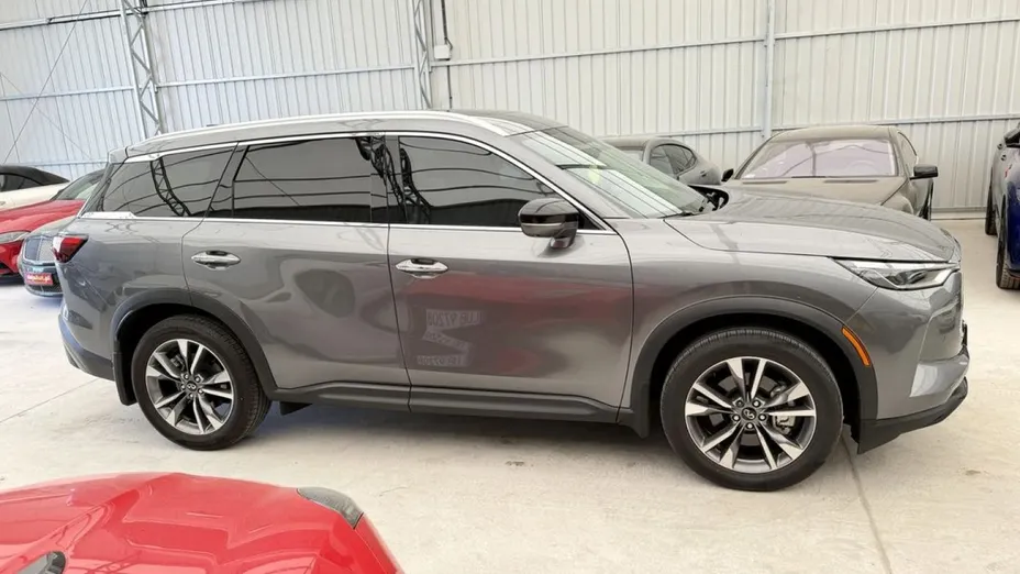 INFINITI QX60 -