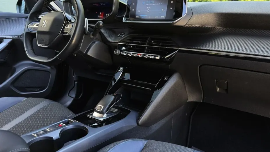 PEUGEOT 2008 -