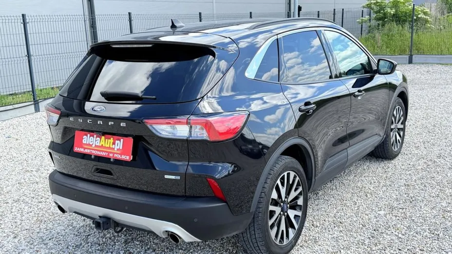 FORD Escape -