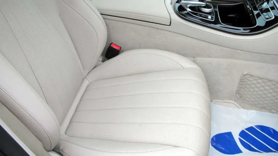 MERCEDES-BENZ E Klasa -