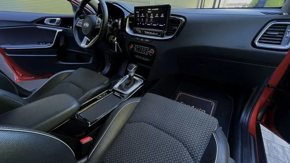 KIA XCeed -