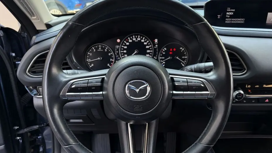 MAZDA CX-30 -