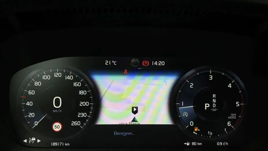 VOLVO XC40 -