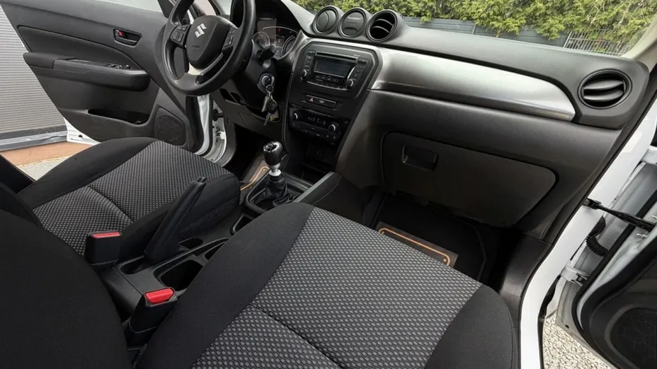 SUZUKI Vitara -