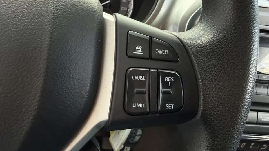 SUZUKI Vitara -