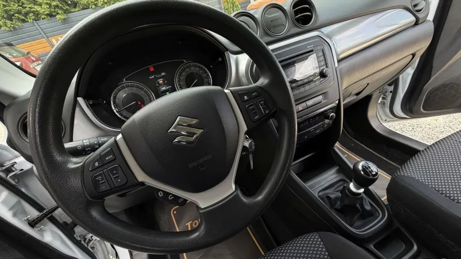 SUZUKI Vitara -