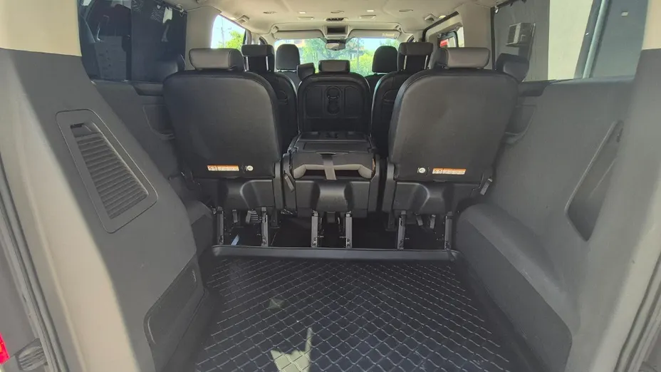 FORD Tourneo Custom -