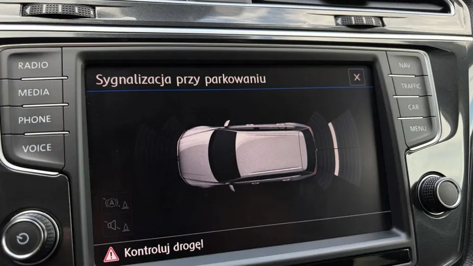 VOLKSWAGEN Tiguan -