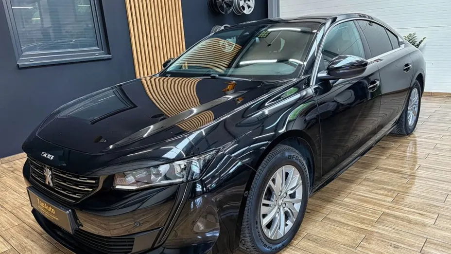 PEUGEOT 508 -