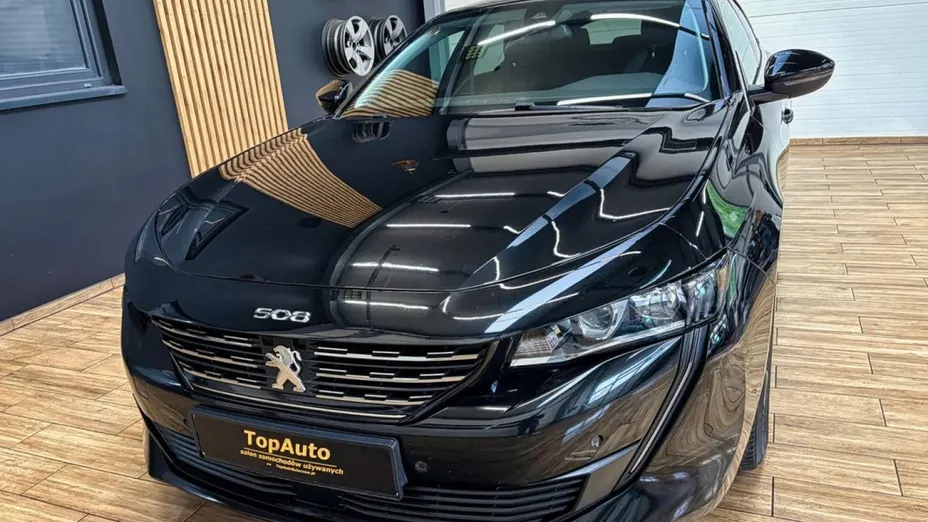 PEUGEOT 508 -